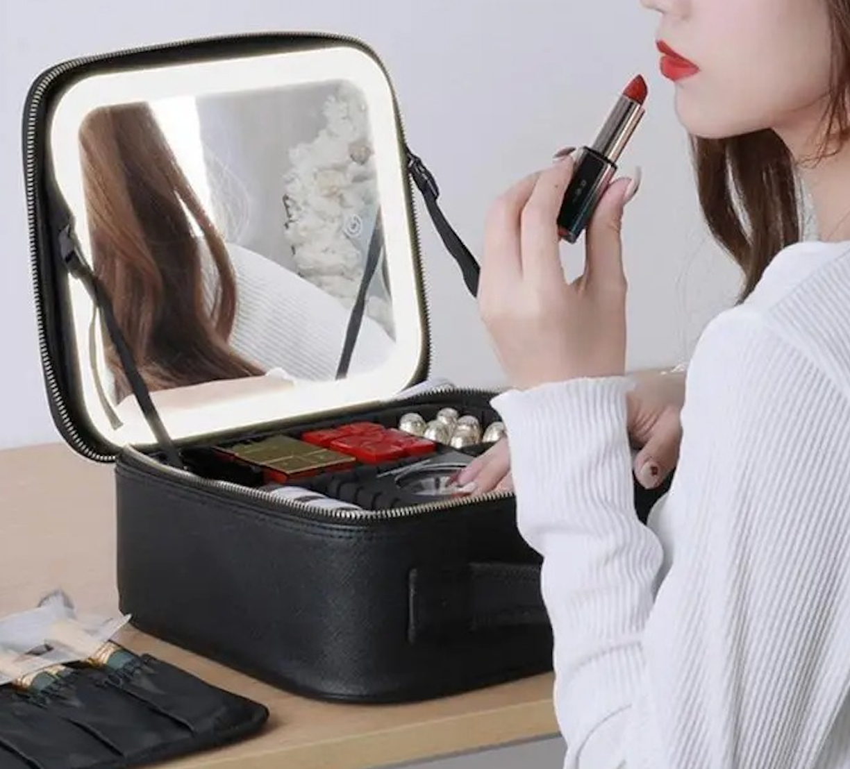 LED Cosmetic Case
